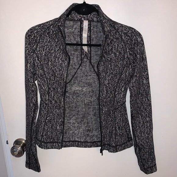 LULULEMON Define Jacket - Picture 1 of 3